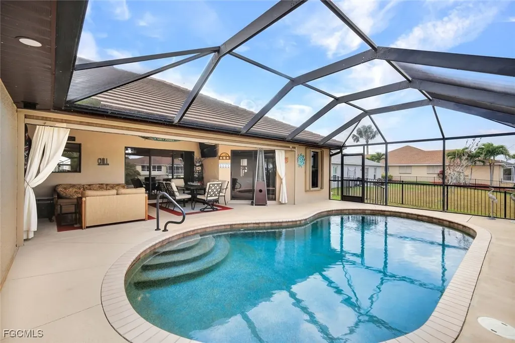 13 NW 8th Terrace Cape Coral FL 33993