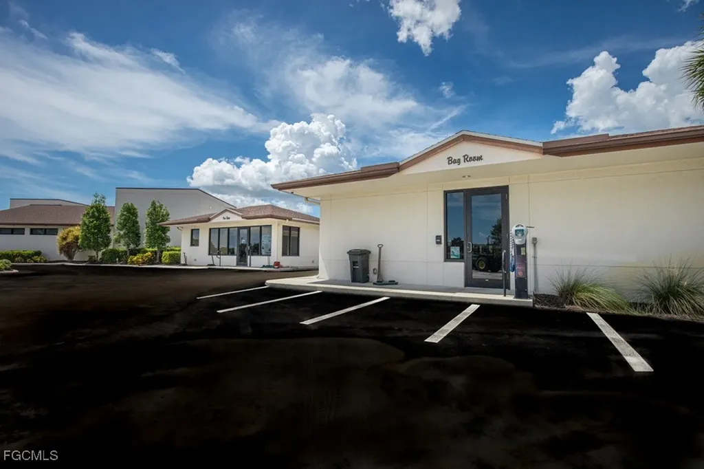 7430 Lake Breeze Drive Fort Myers FL 33907