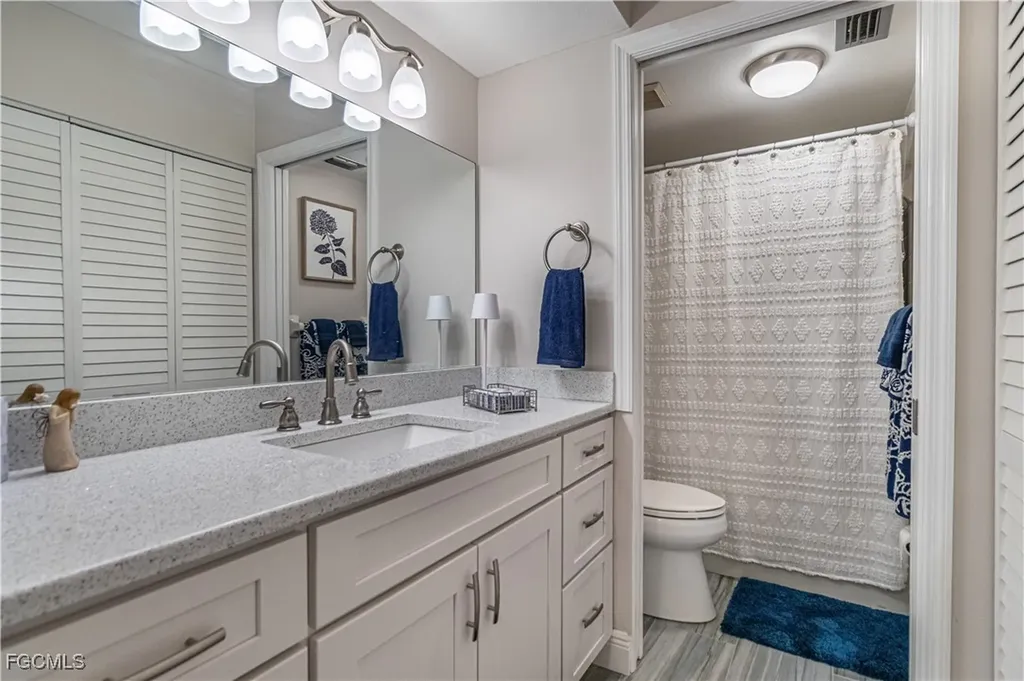 7430 Lake Breeze Drive Fort Myers FL 33907