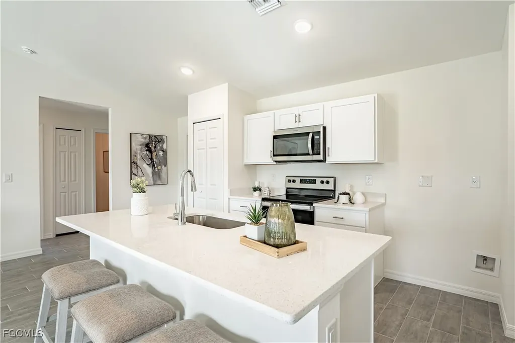 2226 NW 31st Terrace Cape Coral FL 33993