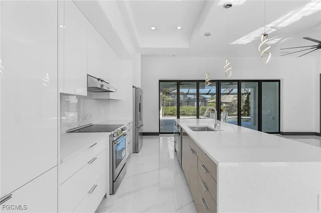 2123 SW 52nd Terrace Cape Coral FL 33914