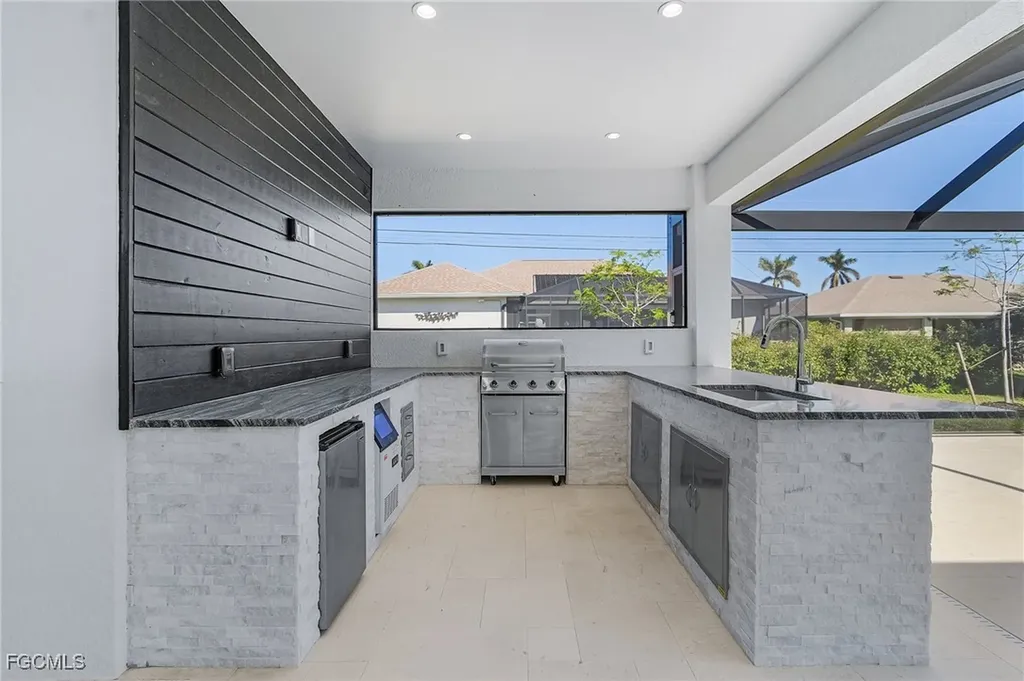 2123 SW 52nd Terrace Cape Coral FL 33914