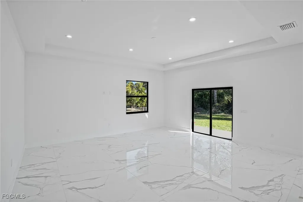 5008 N Obispo Circle Labelle FL 33935