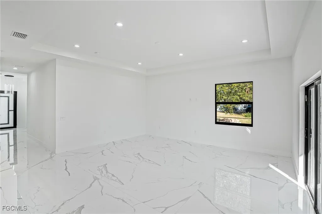5008 N Obispo Circle Labelle FL 33935