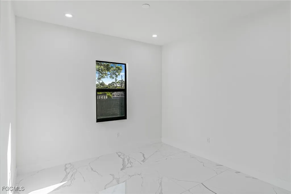 5008 N Obispo Circle Labelle FL 33935
