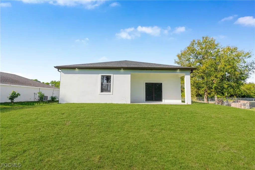 5008 N Obispo Circle Labelle FL 33935