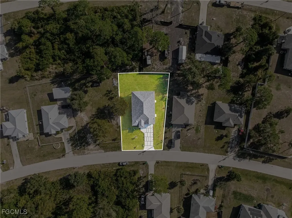 5008 N Obispo Circle Labelle FL 33935