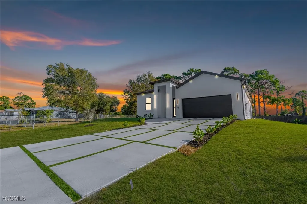 5008 N Obispo Circle Labelle FL 33935