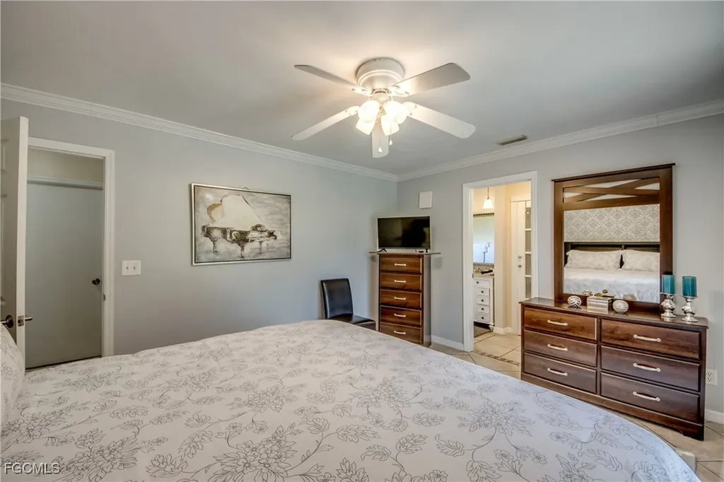 2919 SW 2nd Place Cape Coral FL 33914