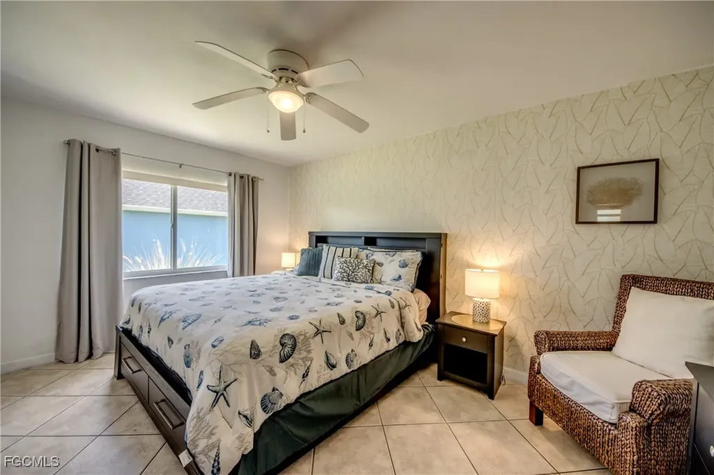 2919 SW 2nd Place Cape Coral FL 33914