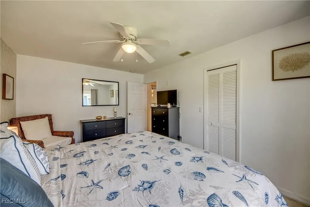 2919 SW 2nd Place Cape Coral FL 33914