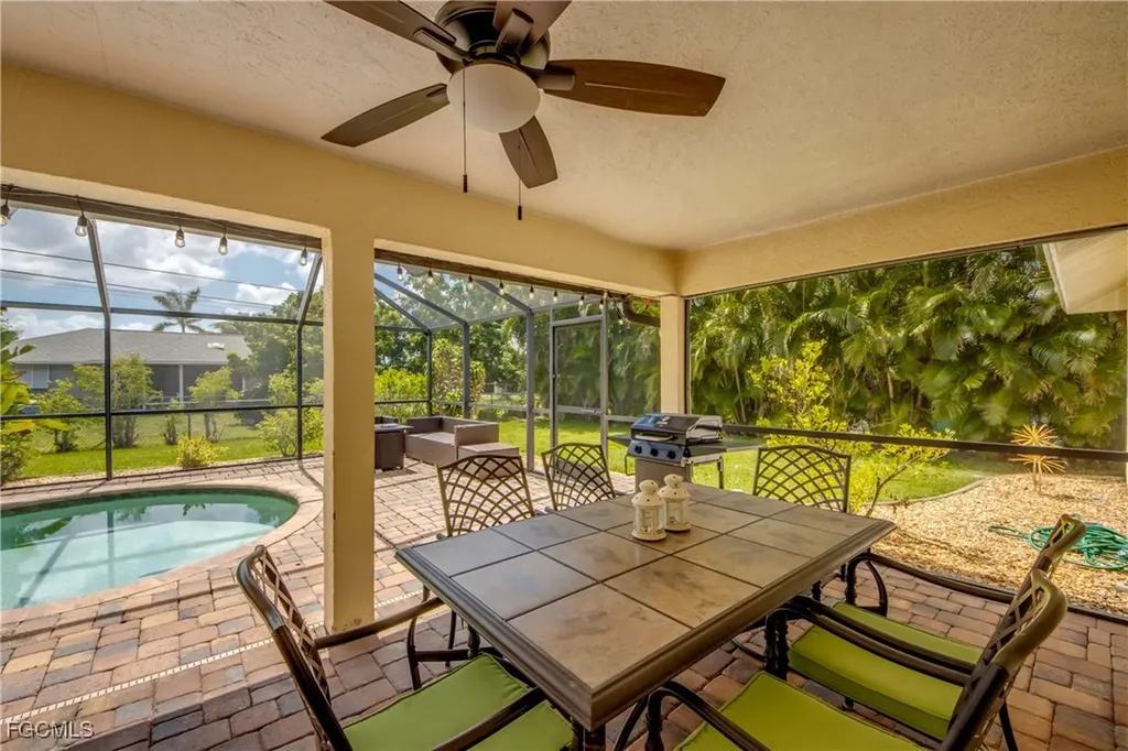 2919 SW 2nd Place Cape Coral FL 33914