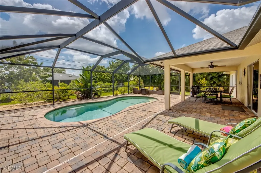 2919 SW 2nd Place Cape Coral FL 33914