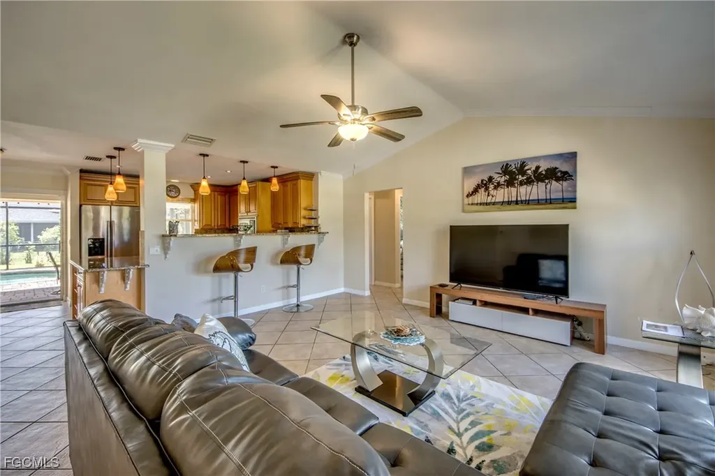 2919 SW 2nd Place Cape Coral FL 33914