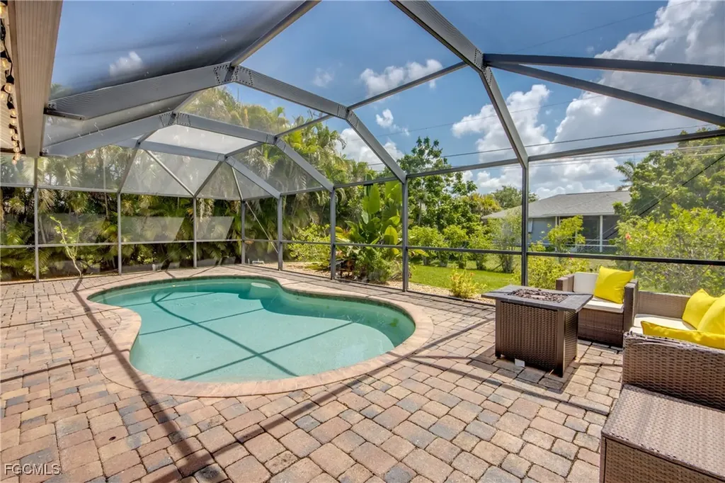 2919 SW 2nd Place Cape Coral FL 33914