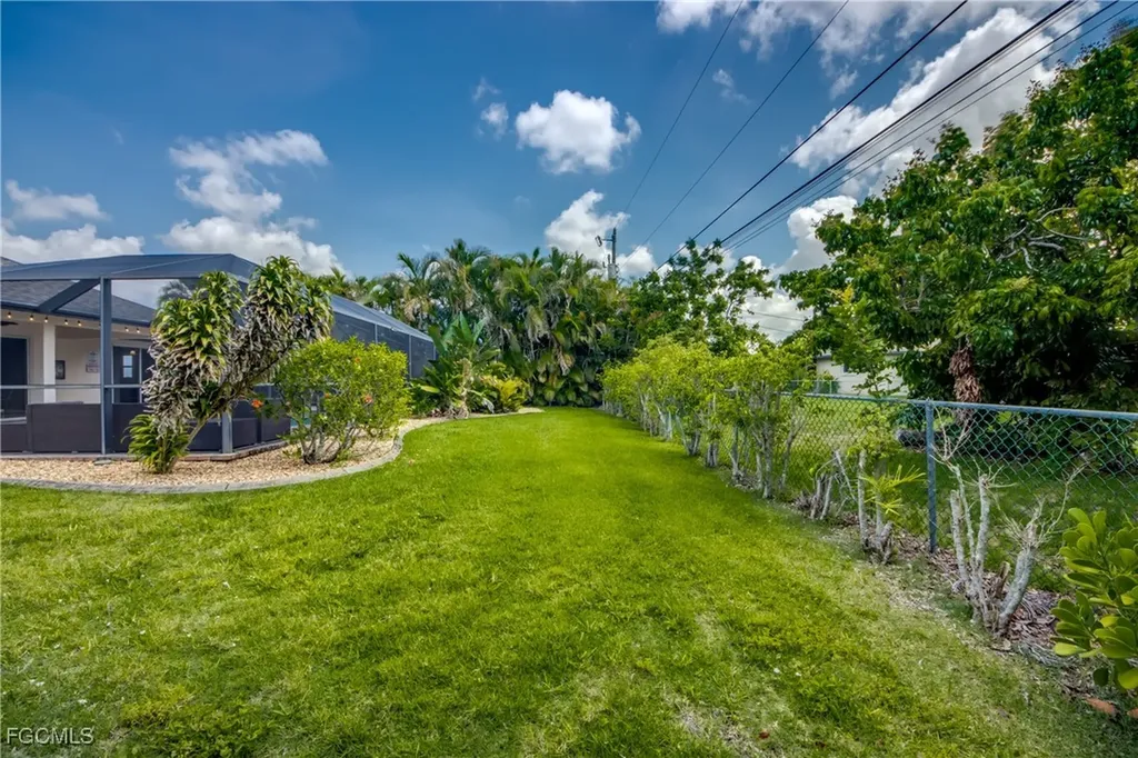 2919 SW 2nd Place Cape Coral FL 33914