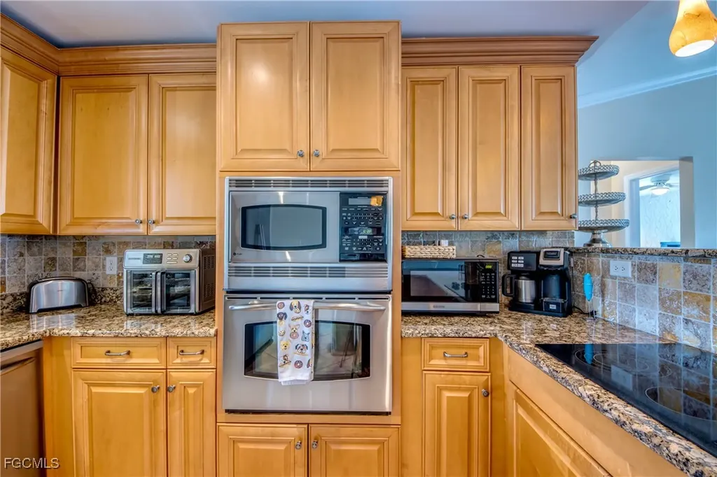 2919 SW 2nd Place Cape Coral FL 33914