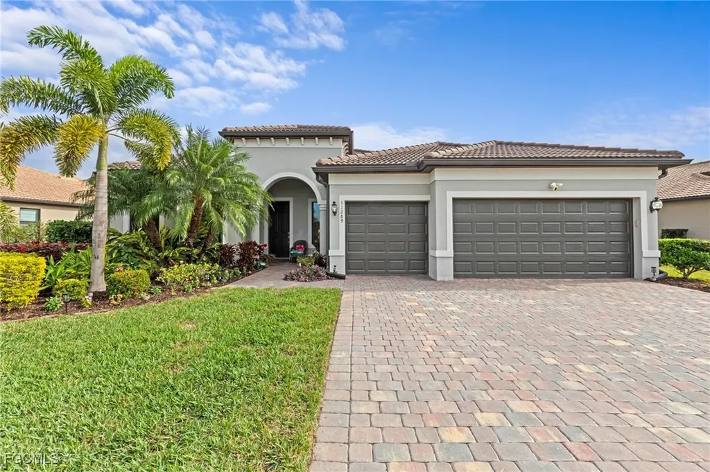 11289 Thurston Chase Fort Myers FL 33913
