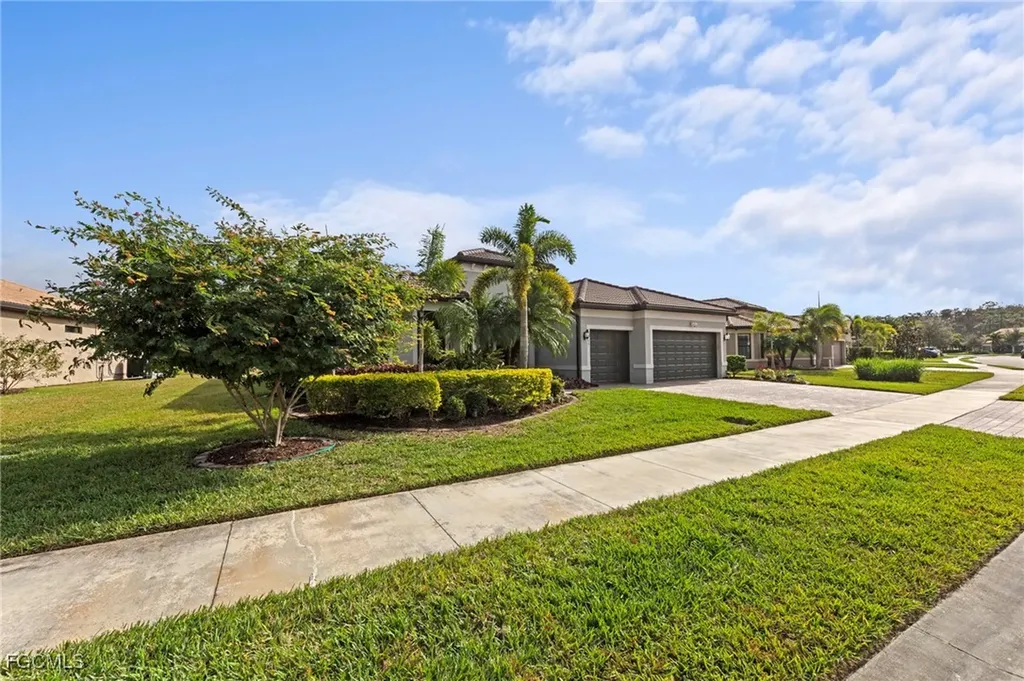 11289 Thurston Chase Fort Myers FL 33913