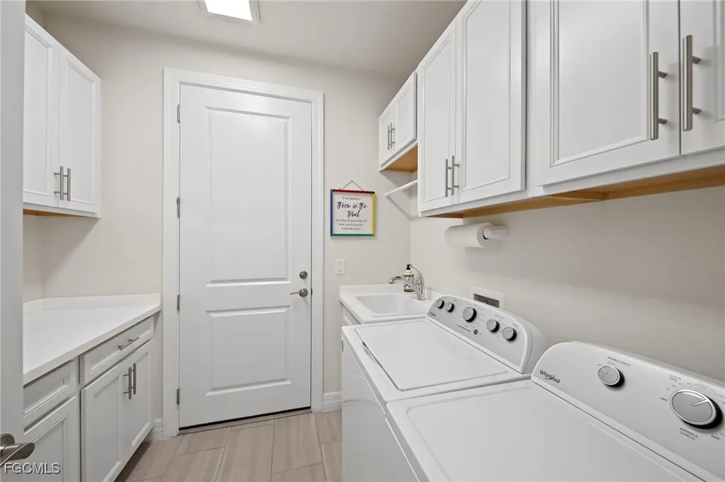 11289 Thurston Chase Fort Myers FL 33913
