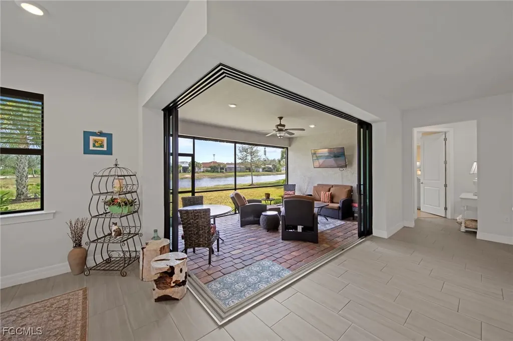 11289 Thurston Chase Fort Myers FL 33913