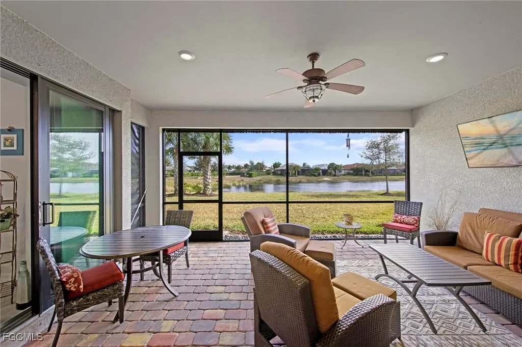 11289 Thurston Chase Fort Myers FL 33913