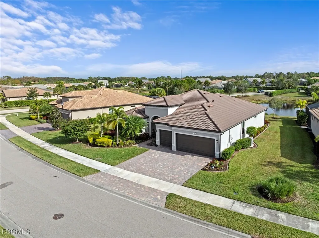 11289 Thurston Chase Fort Myers FL 33913