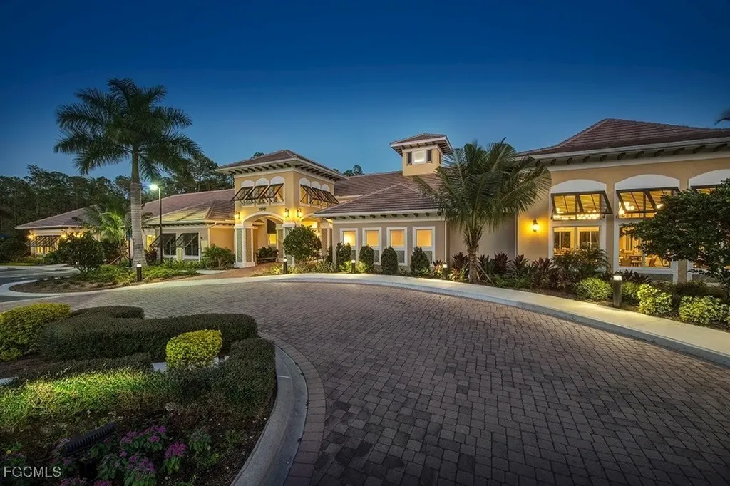 11289 Thurston Chase Fort Myers FL 33913