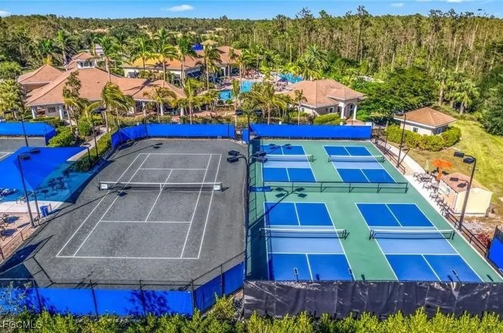 11289 Thurston Chase Fort Myers FL 33913