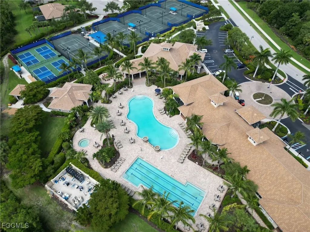 11289 Thurston Chase Fort Myers FL 33913