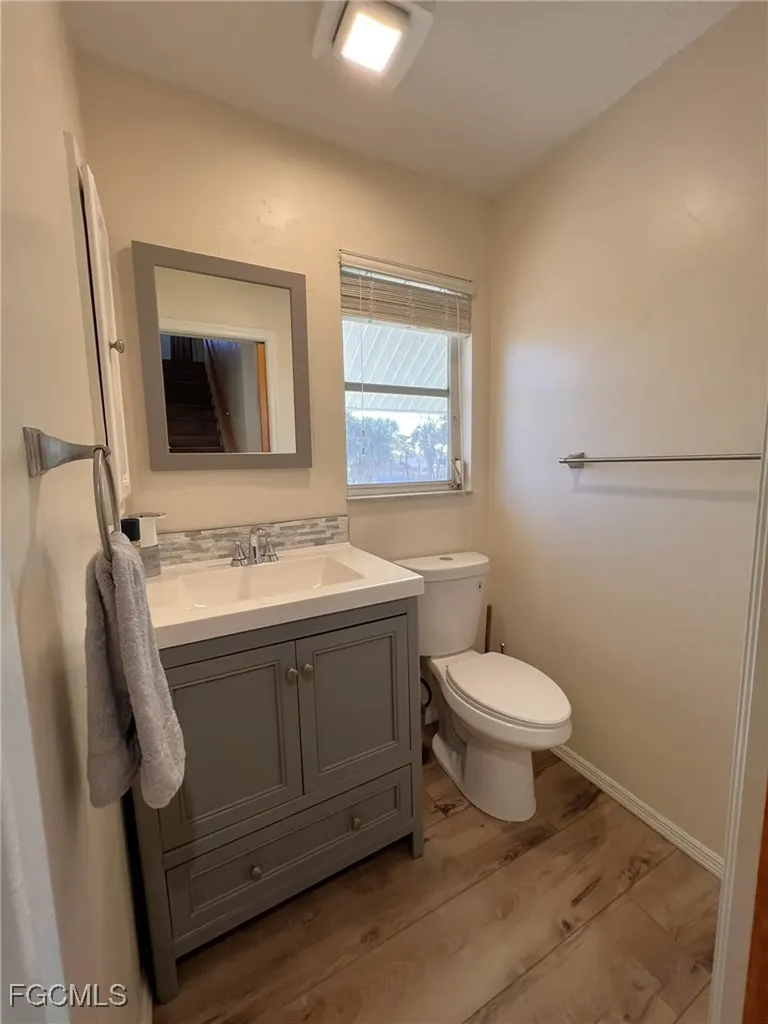 9225 Dimmick Drive Sanibel FL 33957