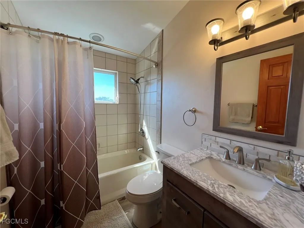 9225 Dimmick Drive Sanibel FL 33957