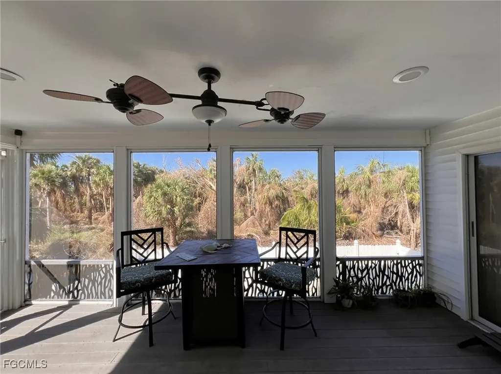 9225 Dimmick Drive Sanibel FL 33957