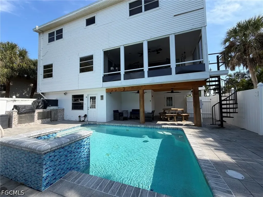 9225 Dimmick Drive Sanibel FL 33957