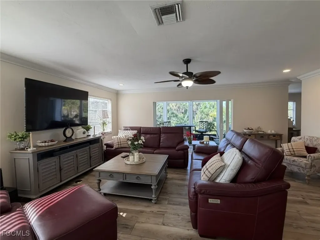 9225 Dimmick Drive Sanibel FL 33957