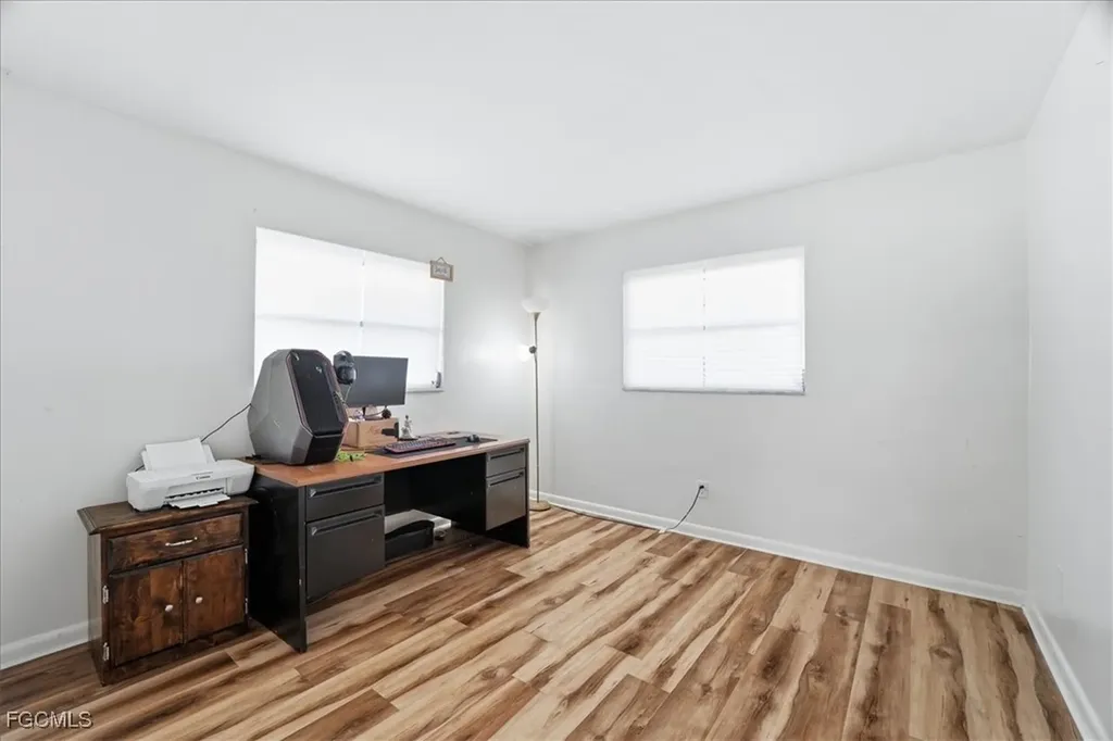 1211 SE 34th Street Cape Coral FL 33904