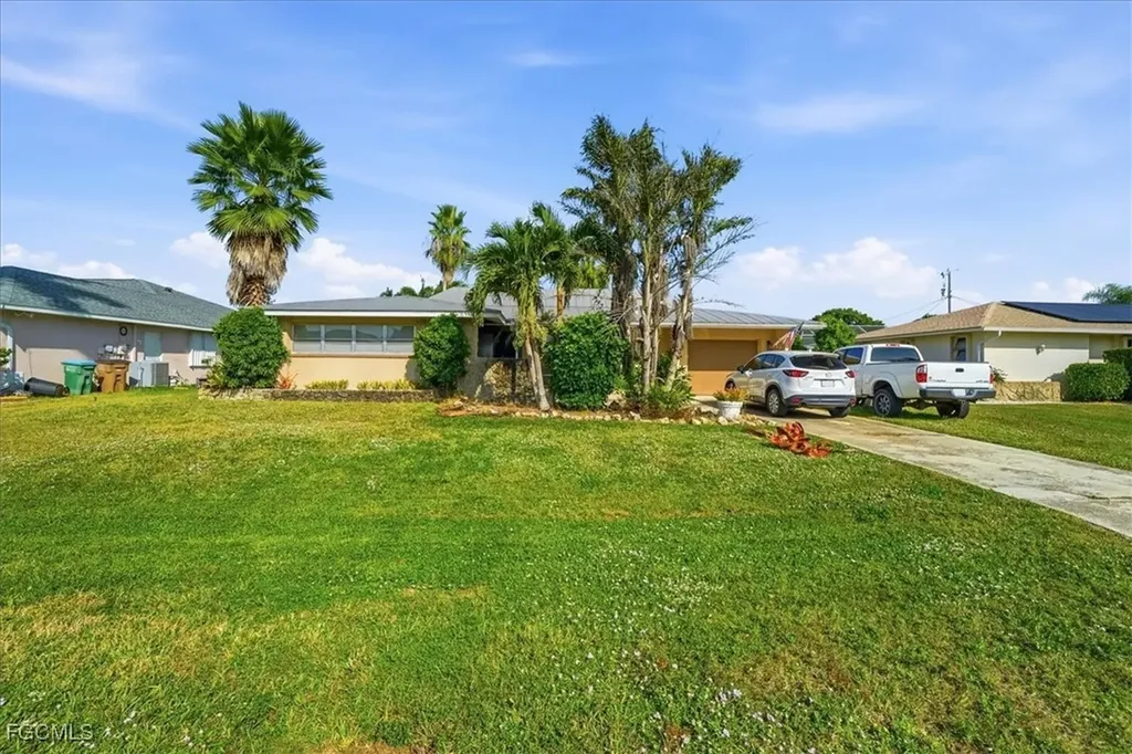1211 SE 34th Street Cape Coral FL 33904