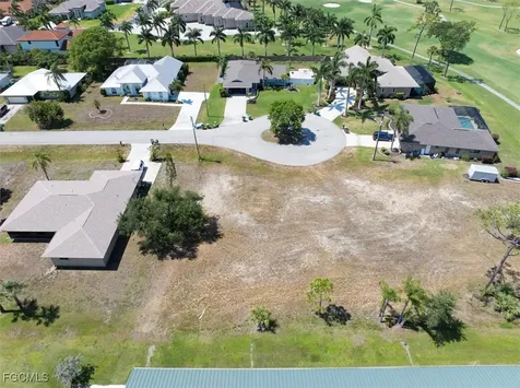 1011 SW 21st Lane Cape Coral FL 33991