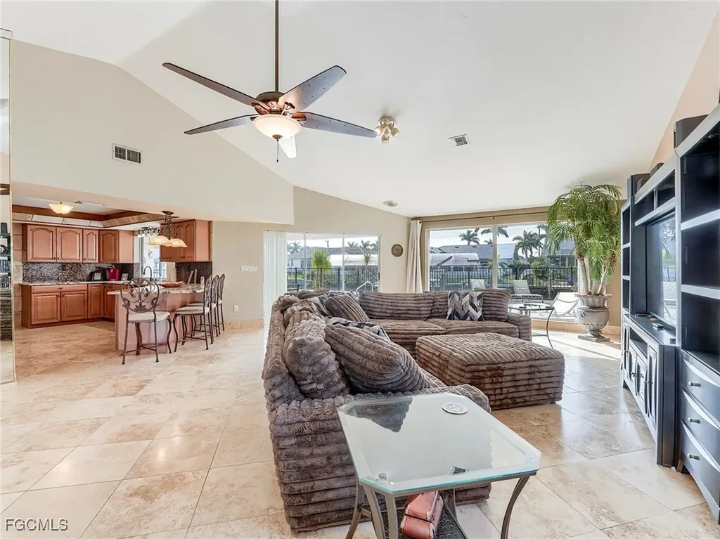 1506 SW 52nd Lane Cape Coral FL 33914