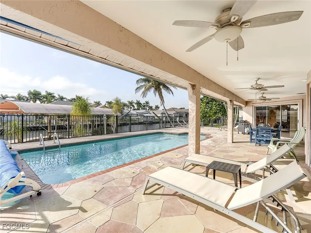 1506 SW 52nd Lane Cape Coral FL 33914