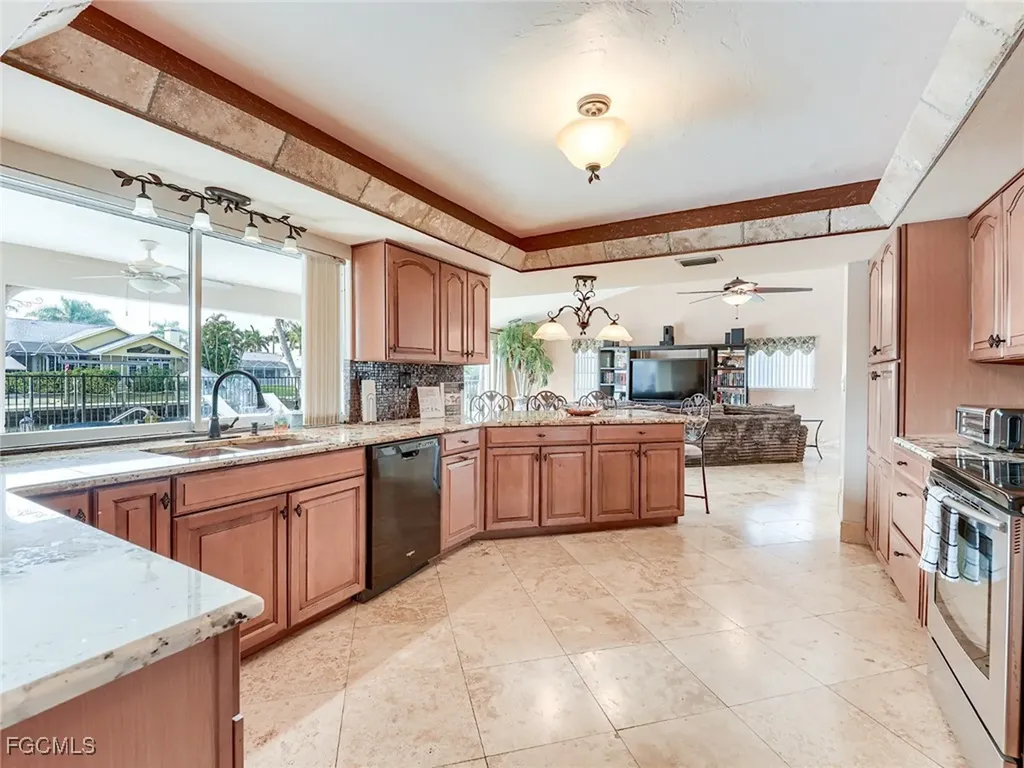 1506 SW 52nd Lane Cape Coral FL 33914