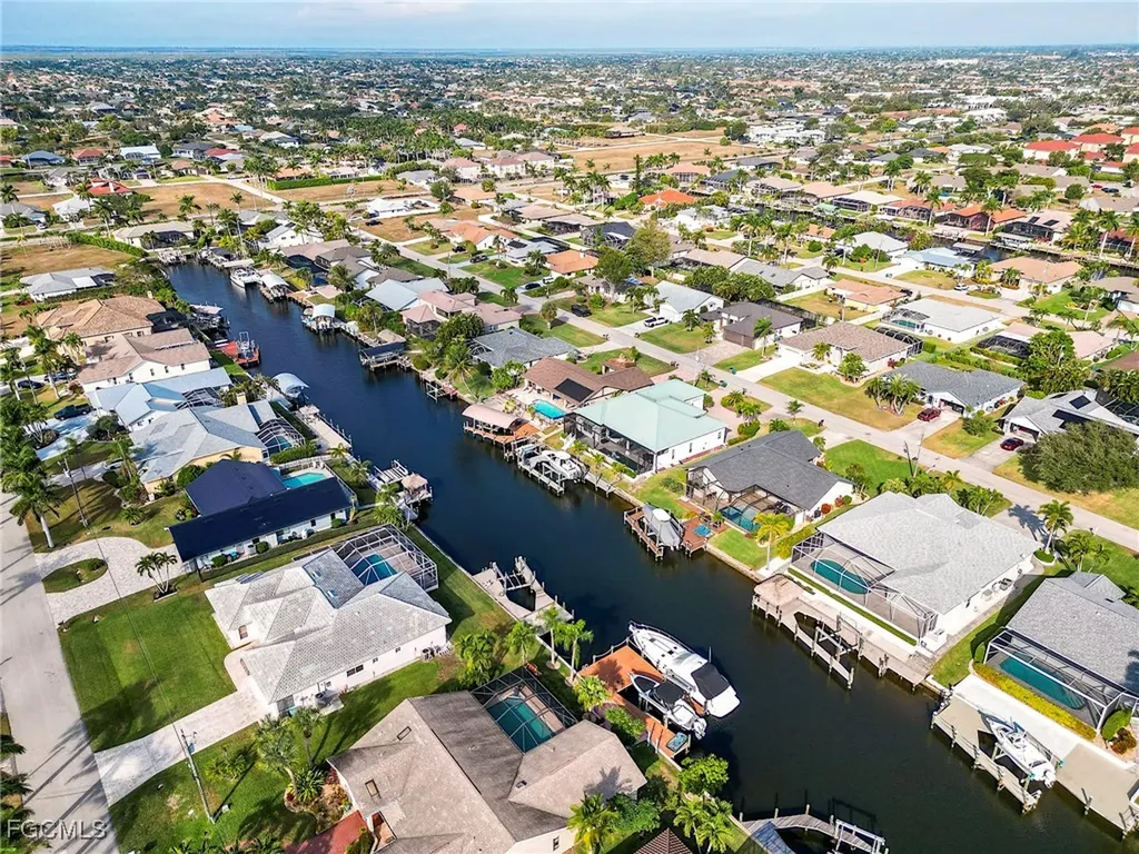 1506 SW 52nd Lane Cape Coral FL 33914