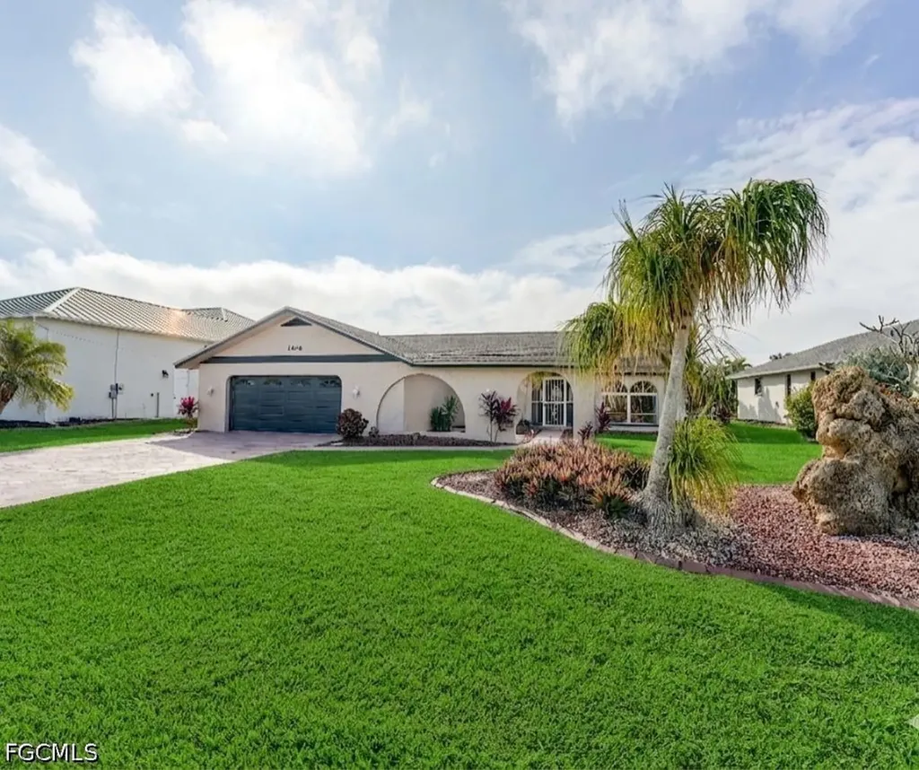 1506 SW 52nd Lane Cape Coral FL 33914