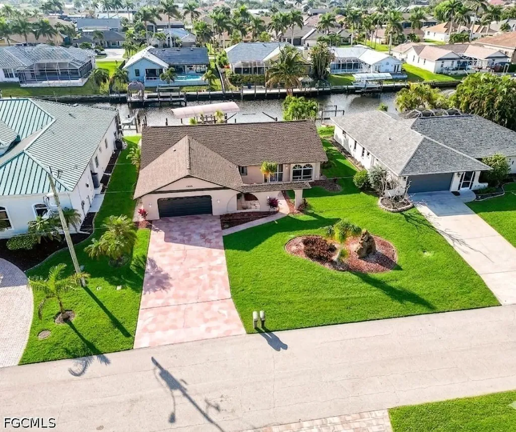 1506 SW 52nd Lane Cape Coral FL 33914