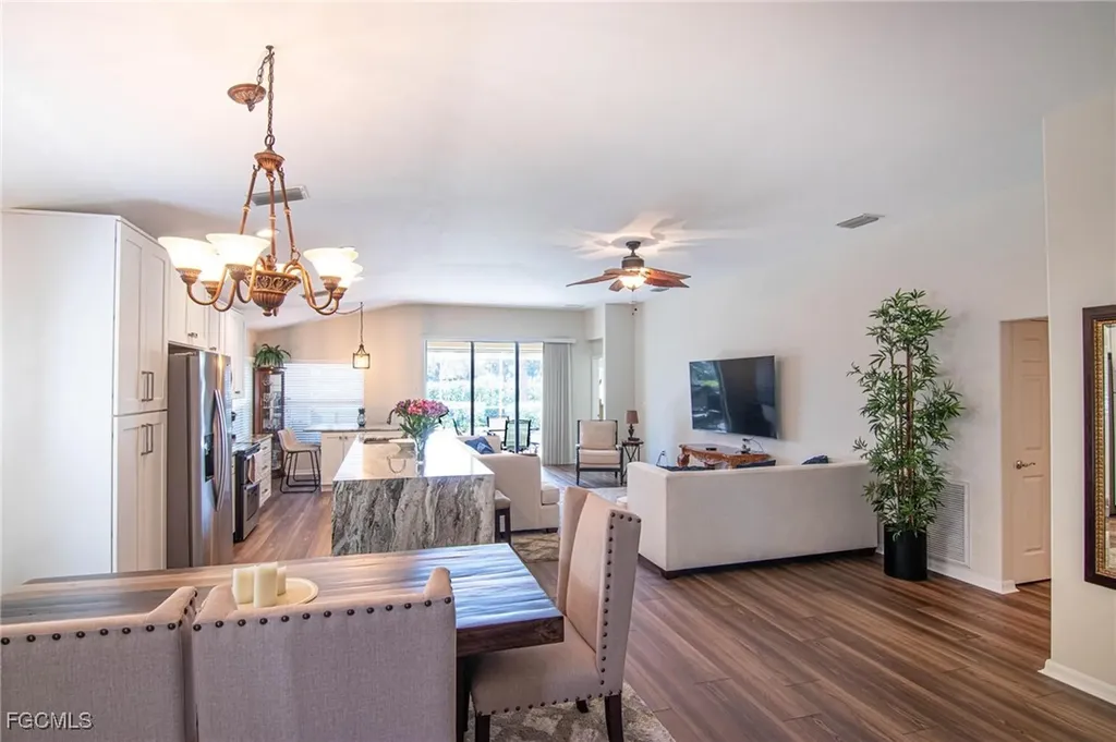 2520 Belleville Court Cape Coral FL 33991