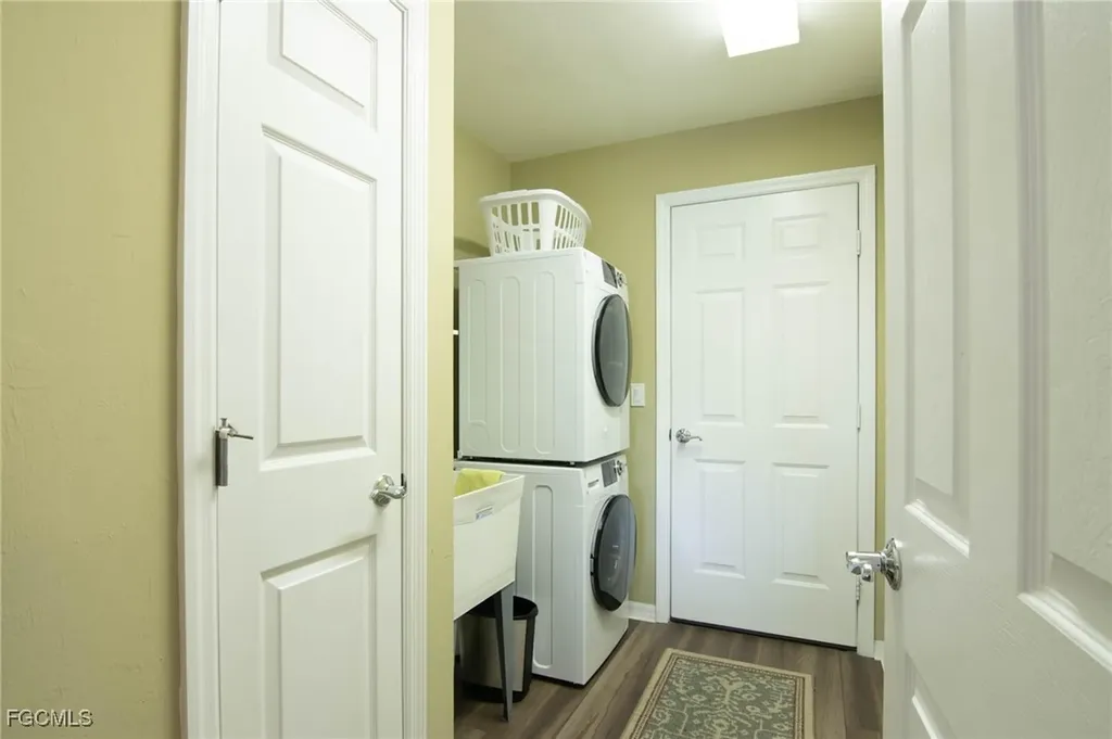 2520 Belleville Court Cape Coral FL 33991