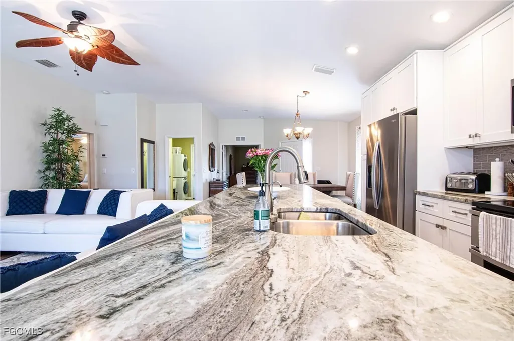 2520 Belleville Court Cape Coral FL 33991