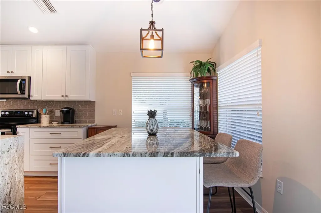 2520 Belleville Court Cape Coral FL 33991