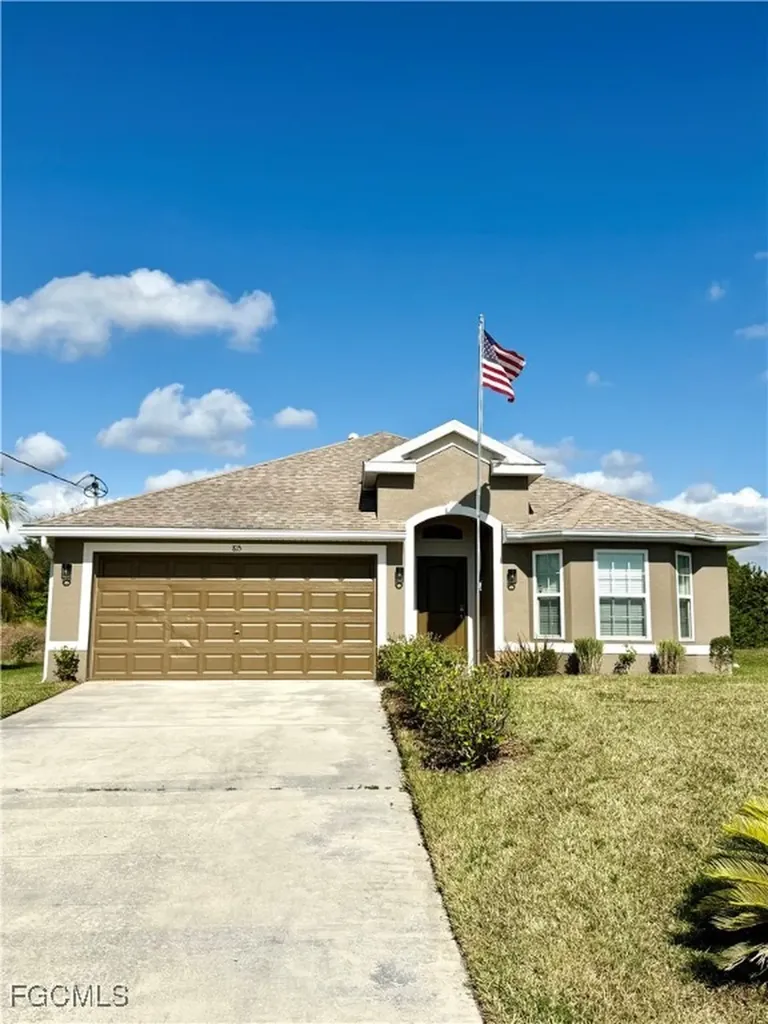 815 Theodore Vail Street E Lehigh Acres FL 33974