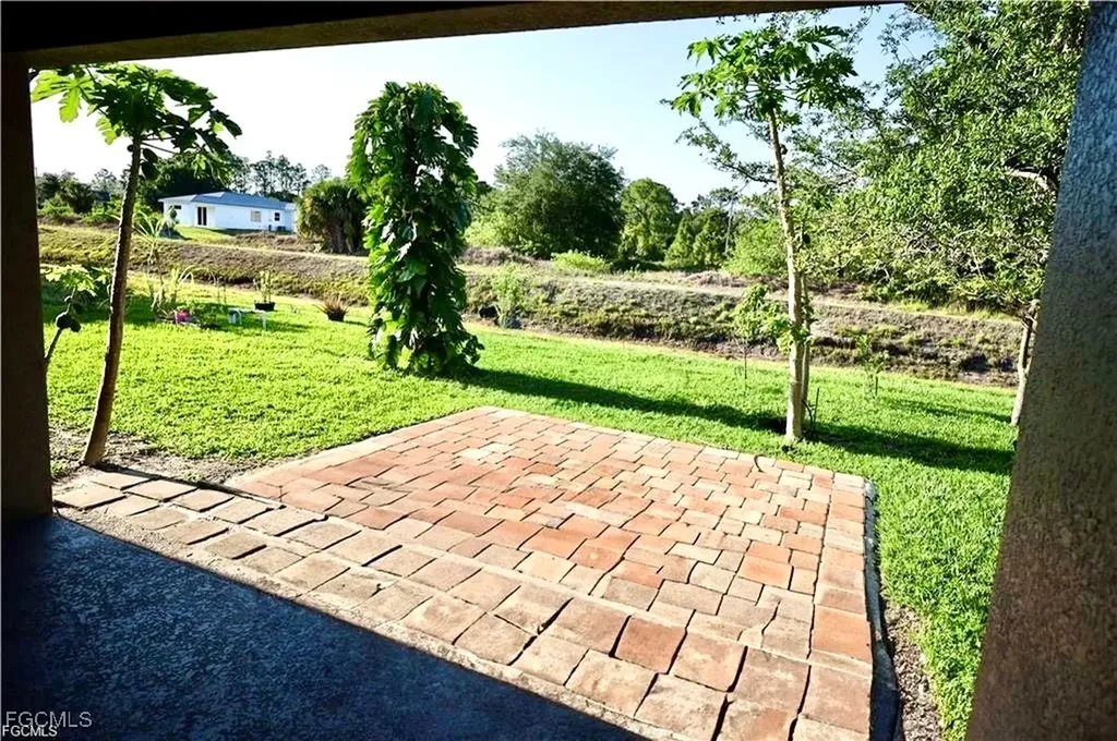 815 Theodore Vail Street E Lehigh Acres FL 33974